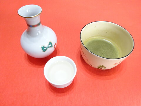 『茶酒論』と『酒茶論』